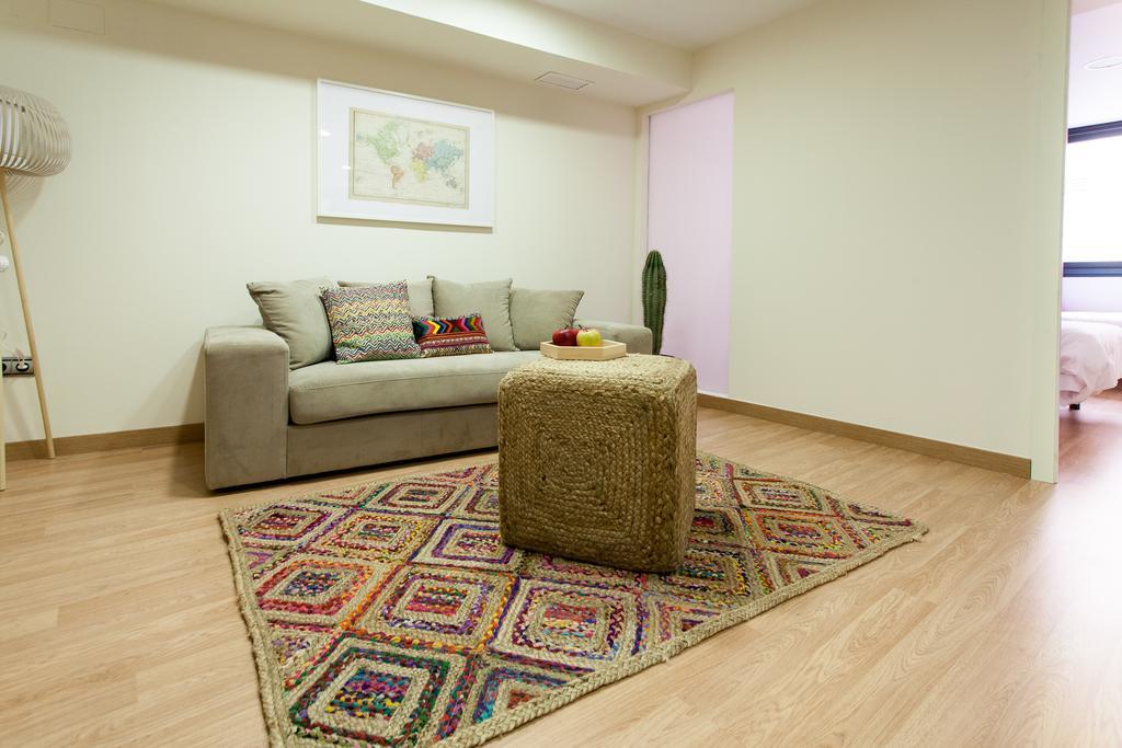 Ole - Albareda 24 Apartamento *