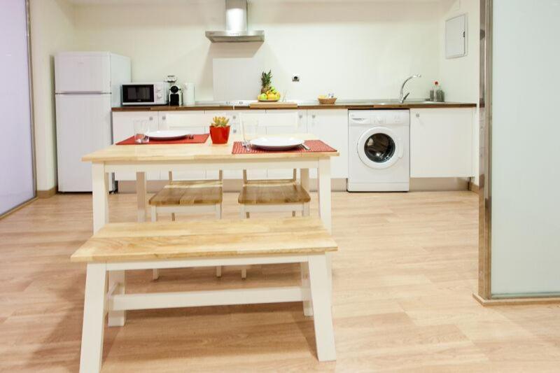 Ole - Albareda 24 Apartamento *